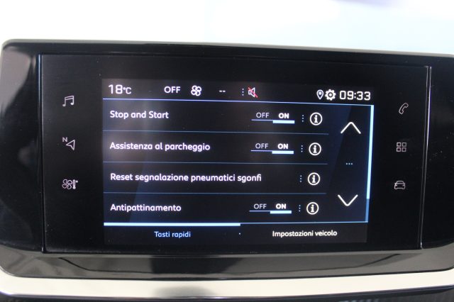 PEUGEOT 2008 usata, con Cruise Control