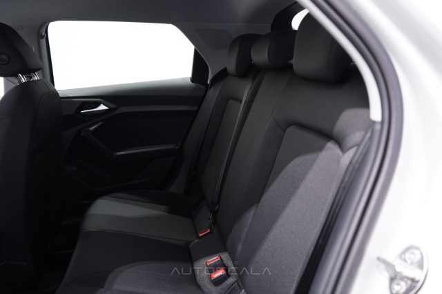 AUDI A1 usata, con Sensori di parcheggio posteriori