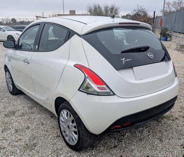 LANCIA Ypsilon usata, con Airbag laterali