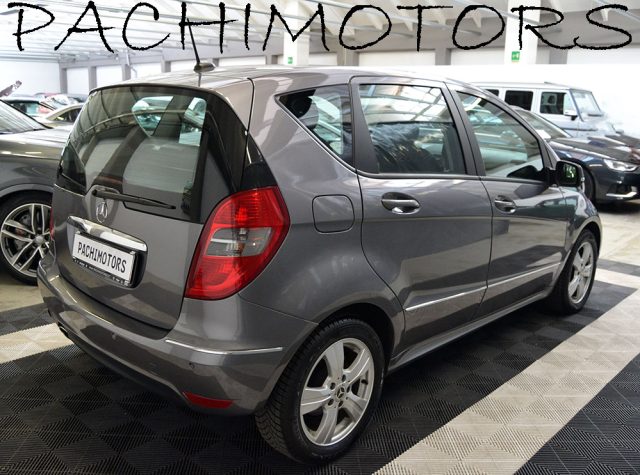 MERCEDES-BENZ A 180 usata, con Fendinebbia