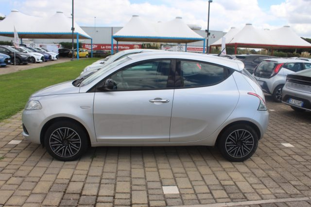 LANCIA Ypsilon usata, con Autoradio