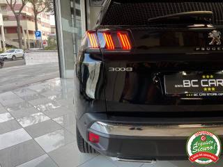 PEUGEOT 3008 usata, con Specchietti laterali elettrici