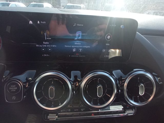 MERCEDES-BENZ GLA 200 usata, con Controllo elettronico della corsia