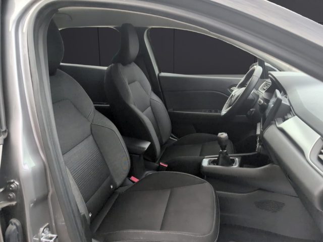 RENAULT Captur usata, con Bracciolo