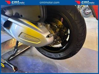 VESPA GTS 300 usata 14