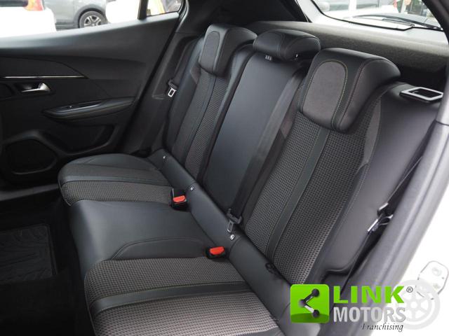PEUGEOT 2008 usata, con Autoradio