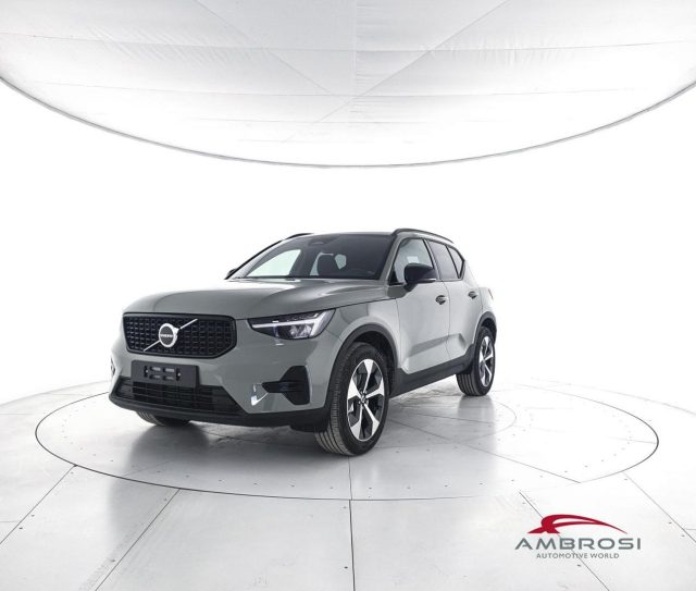 VOLVO XC40 usata 0