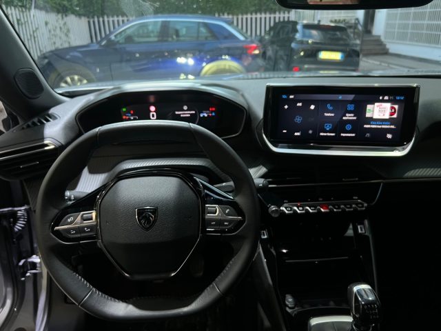 PEUGEOT 2008 usata, con USB