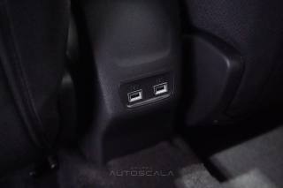 PEUGEOT 2008 usata, con Volante multifunzione