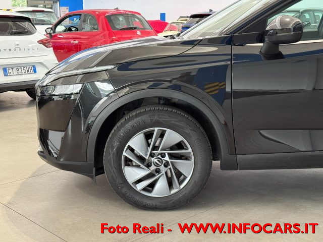 NISSAN Qashqai usata, con Fari LED