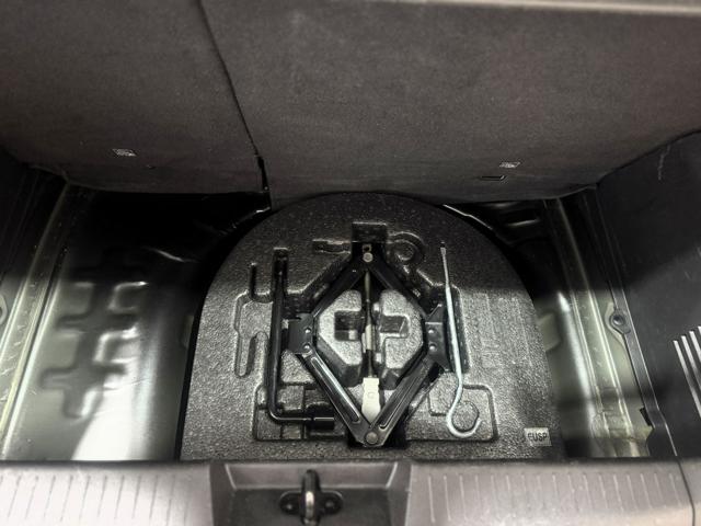 OPEL Karl usata, con Servosterzo