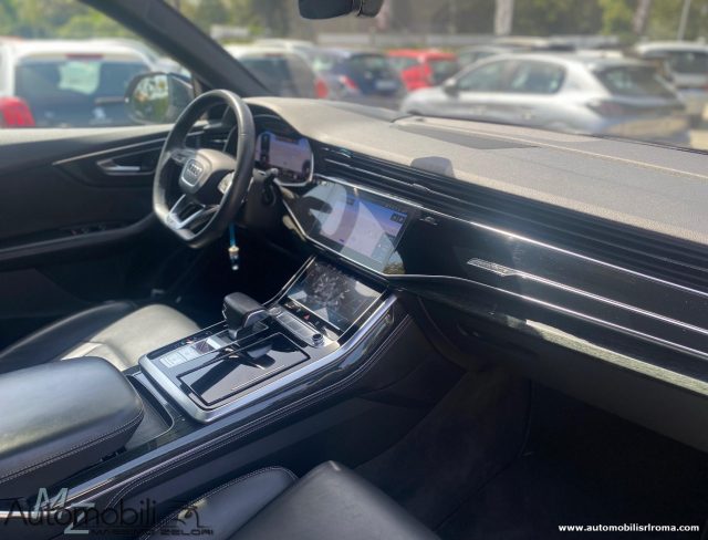 AUDI Q8 usata, con Controllo automatico clima