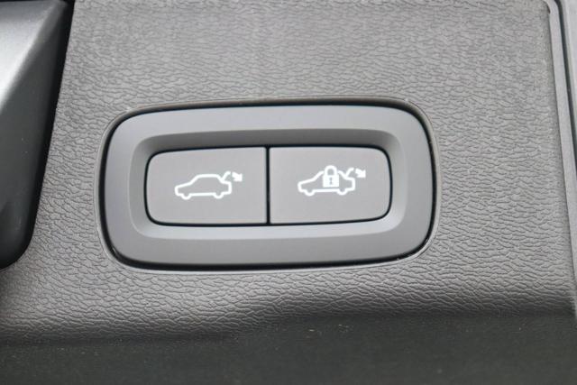 VOLVO XC60 usata, con Park Distance Control