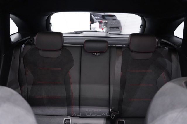 MERCEDES-BENZ GLA 200 usata, con Frenata d