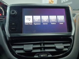 PEUGEOT 208 usata, con Specchietti laterali elettrici