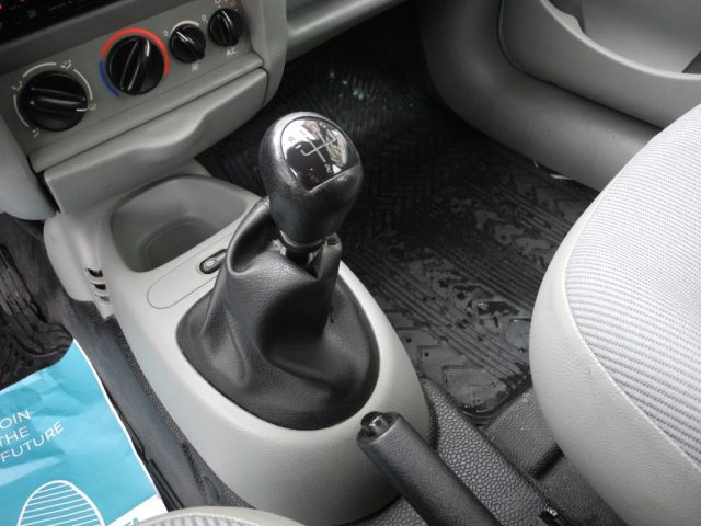 RENAULT Kangoo usata 19