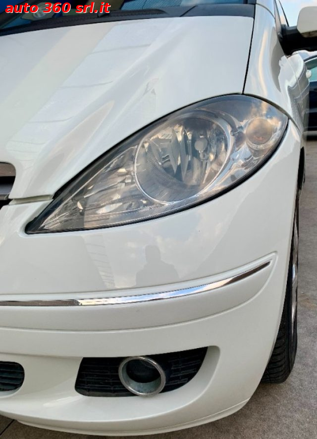 MERCEDES-BENZ A 160 usata, con Autoradio