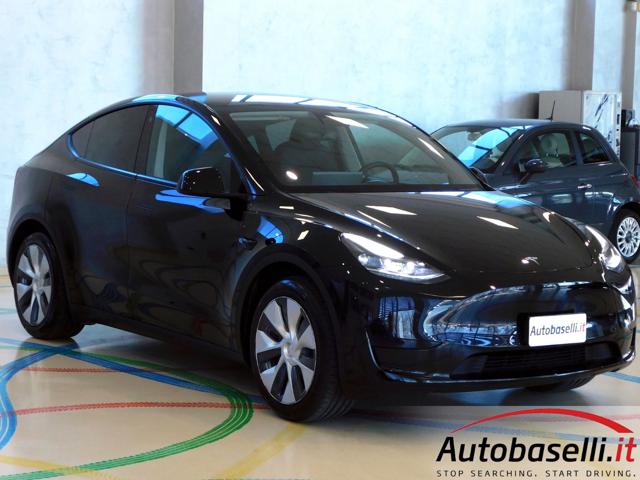 TESLA Model Y usata, con Park Distance Control