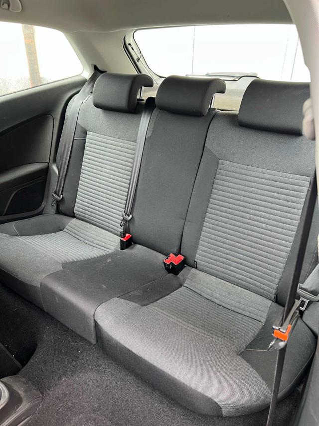 VOLKSWAGEN Polo usata, con Specchietti laterali elettrici