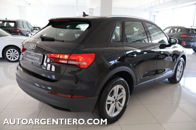 AUDI Q3 usata, con Specchietti laterali elettrici