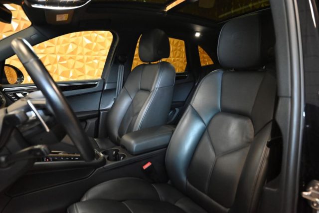 PORSCHE Macan usata 25
