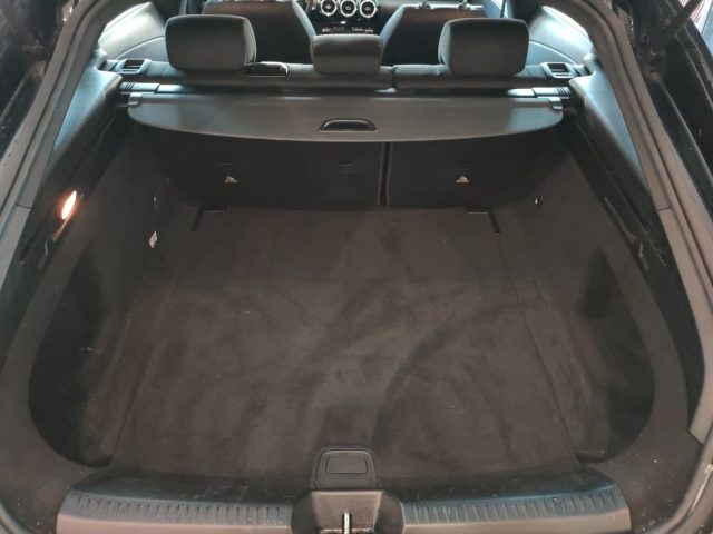 MERCEDES-BENZ CLA 180 usata, con Fendinebbia