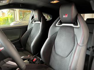 TOYOTA Yaris usata, con Chiusura centralizzata telecomandata