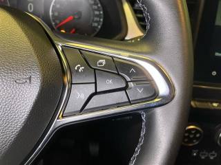 RENAULT Captur usata 17