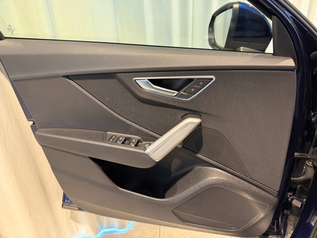 AUDI Q2 usata, con Park Distance Control