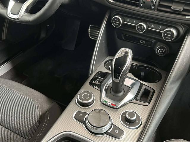 ALFA ROMEO Giulia usata, con Leve al volante