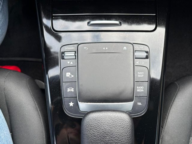 MERCEDES-BENZ CLA 180 usata, con Cronologia tagliandi