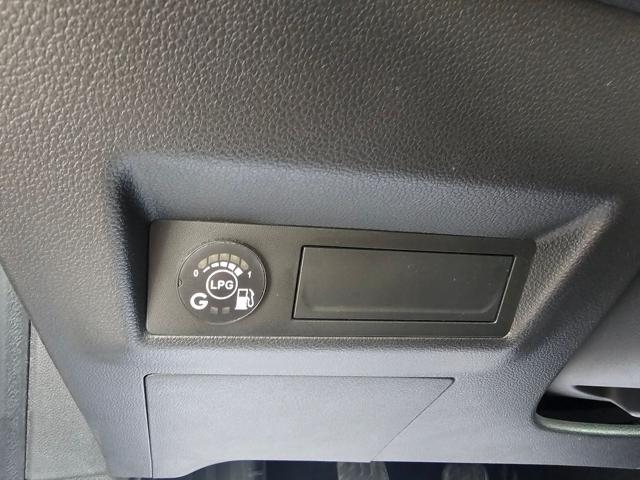 RENAULT Captur usata, con Sedile posteriore sdoppiato