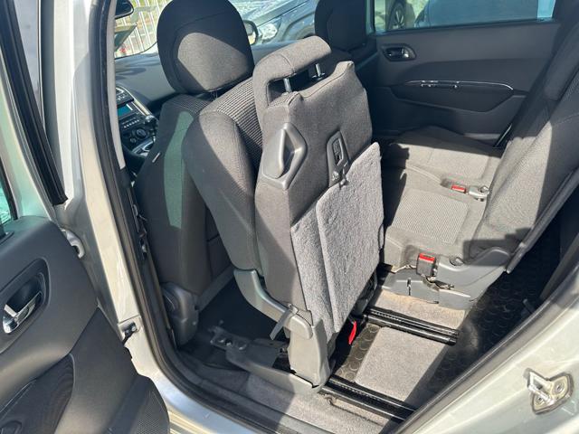 PEUGEOT 5008 usata, con Fendinebbia