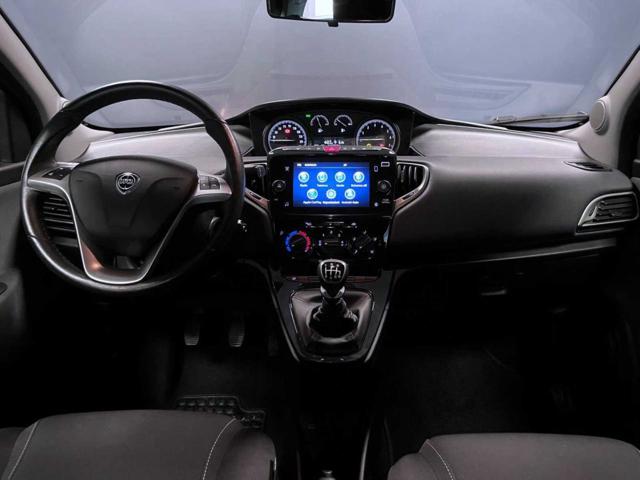 LANCIA Ypsilon usata, con Autoradio