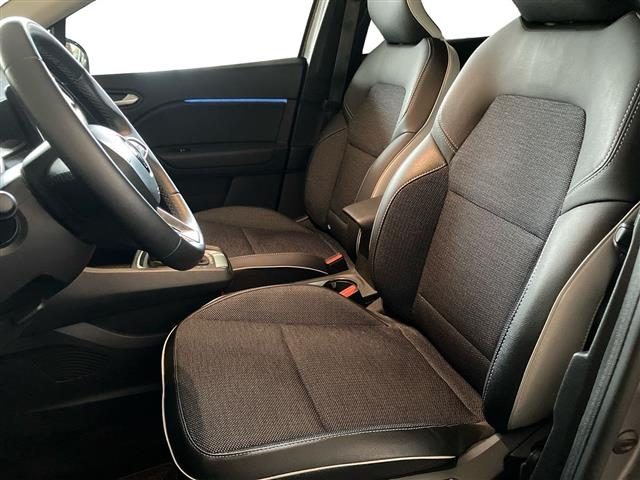 RENAULT Captur usata 8