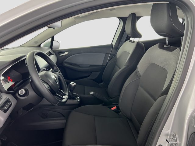 RENAULT Clio usata 8