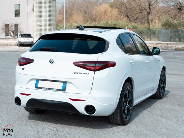 ALFA ROMEO Stelvio usata, con Autoradio