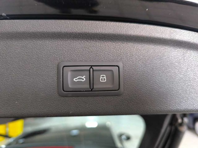 AUDI A3 usata, con Specchietti laterali elettrici