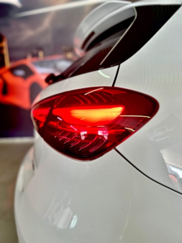 MERCEDES-BENZ A 45 AMG usata, con Autoradio digitale