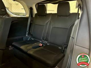 LAND ROVER Discovery usata, con Portellone posteriore elettrico