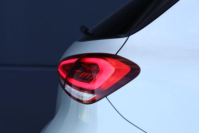 MERCEDES-BENZ A 200 usata, con USB