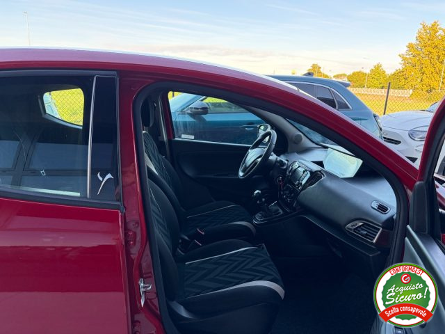 LANCIA Ypsilon usata, con Servosterzo