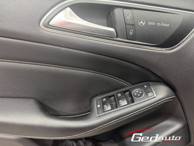 MERCEDES-BENZ B 180 usata, con Controllo automatico clima
