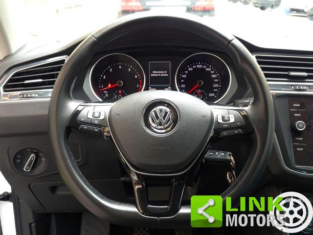 VOLKSWAGEN Tiguan usata, con USB
