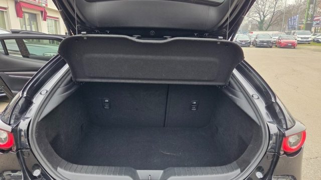 MAZDA 3 usata, con Controllo automatico clima