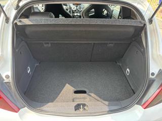 OPEL Corsa usata, con ESP