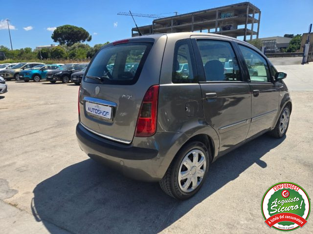LANCIA MUSA usata, con Chiusura centralizzata