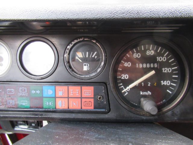 LAND ROVER Defender usata 24
