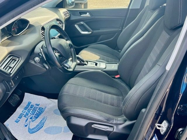 PEUGEOT 308 usata, con Cerchi in lega