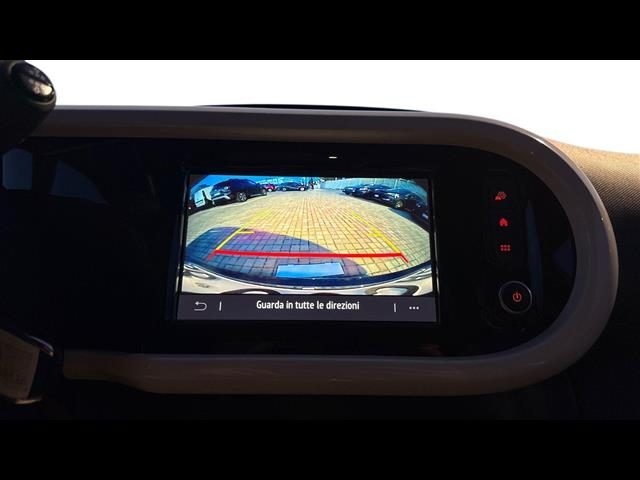 RENAULT Twingo usata, con Volante in pelle